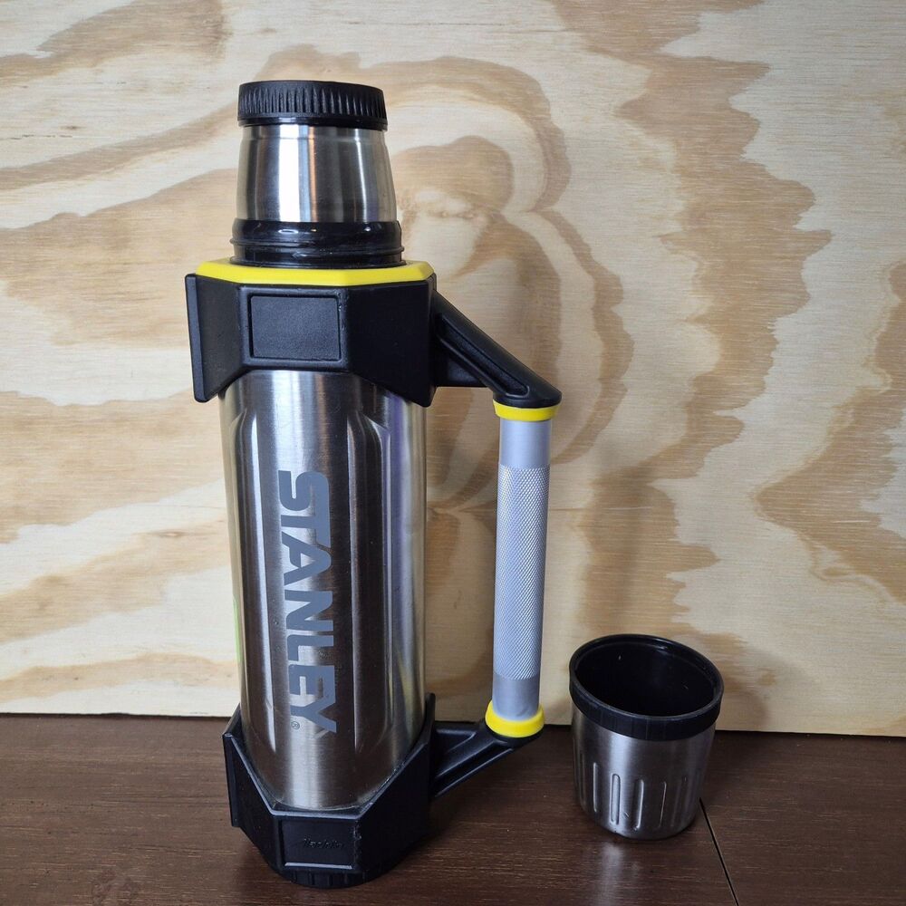 Stanley Aladdin Stainless Steel Vacuum Thermos 1.1 Qt Heavy Duty Handle Cup Vint